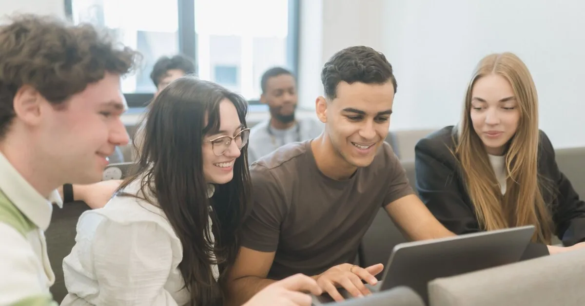 Last-minute tips: how to successfully get into your dream studies?
