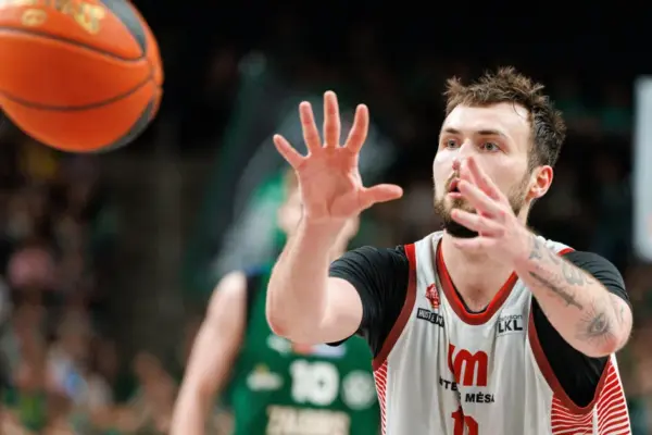 Uleckas begins his legionnaire career