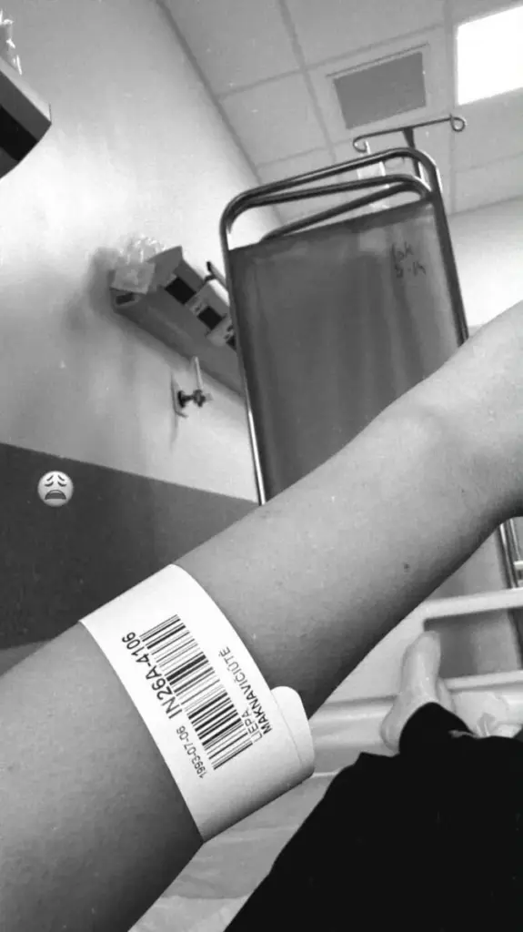 Social media photo/Ophelia's shots from the hospital