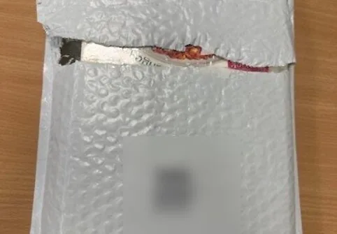 Customs officers in Vilnius caught a person who was sending large quantities of drugs from Canada