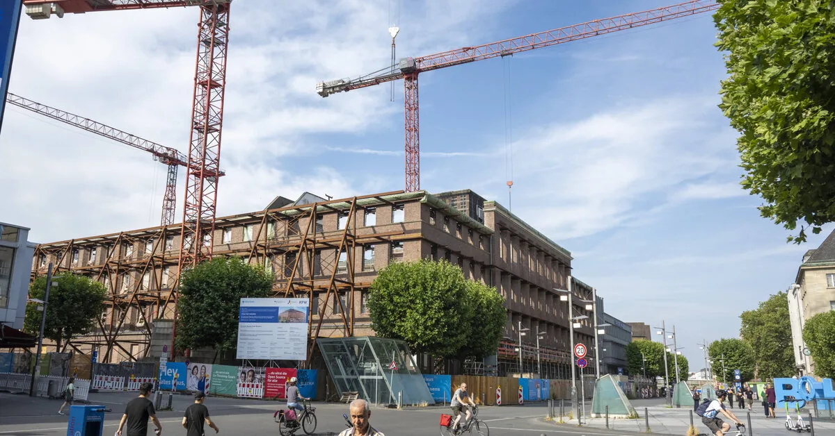 Construction volumes in the euro area increased by 0.4% in June, and in the EU by 0.3%.