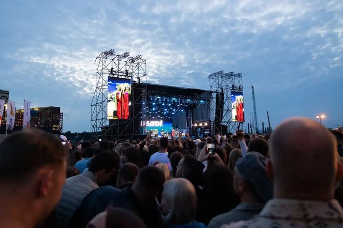 Patricija Adamovič / BNS photo./Emeli Sande at the Sea Festival concert