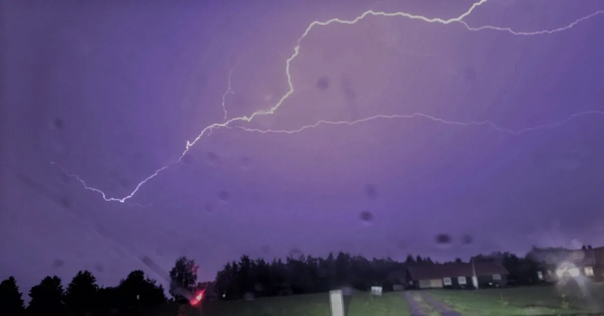 Before the return of summer warmth – impressive lightning: the thunderstorm will return on Monday afternoon