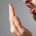 When bad breath signals more serious diseases: one of them is very common