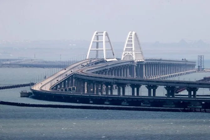 Crimean Bridge / Sergei Malgavko / ZUMAPRESS.com