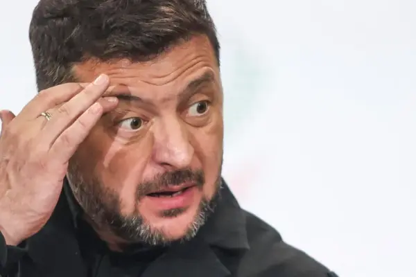 „Financial Times“. After the scandal in Ukraine, Zelensky is looking for a new army commander
