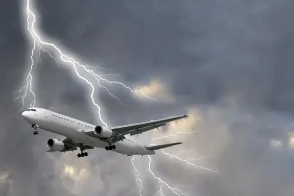 Powerful lightning strike on aircraft: experts reveal what passengers would experience in such a case