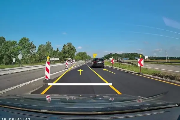 Spąstai vairuotojams pakeliui į pajūrį: saugokitės geltonų juostų