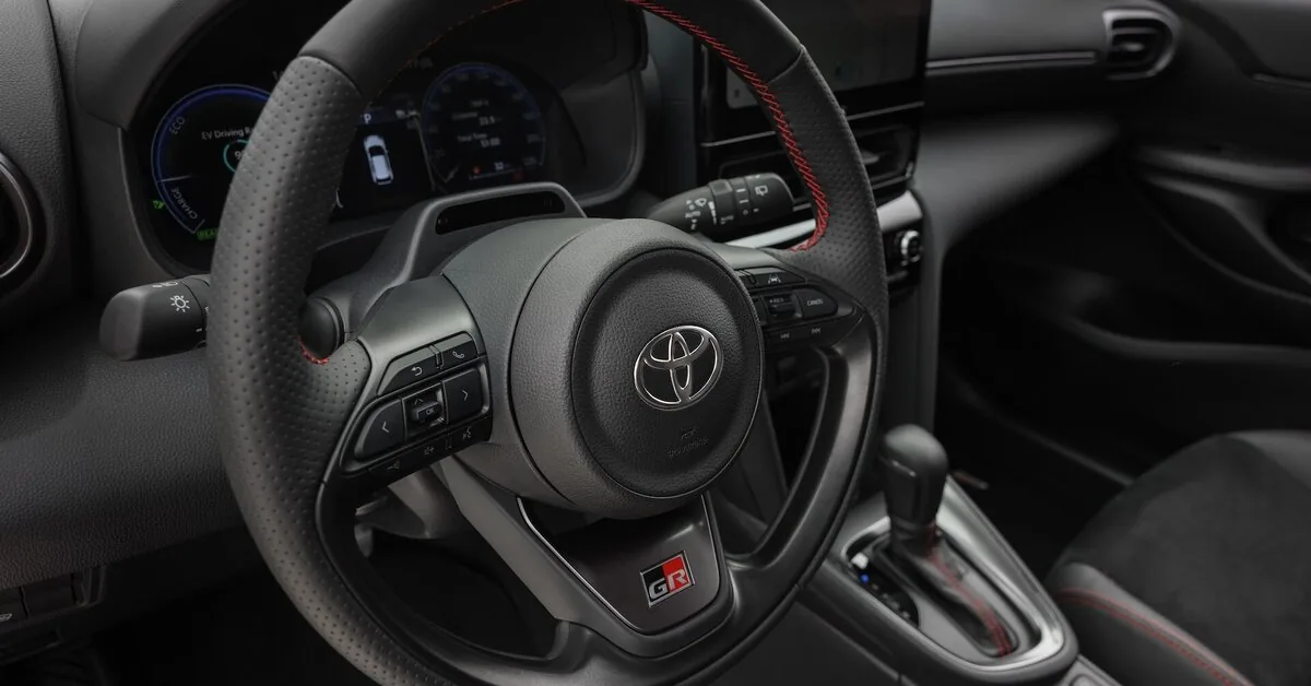 Paid 25 thousand euros for a "Toyota", but never got the car back: the seller disappeared