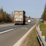 Skelbia karą kelius ardantiems vilkikams: Klaipėda – priešakinėse kovos eilėse