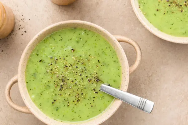 Cold soups for summer: 10 refreshing ideas for the heat