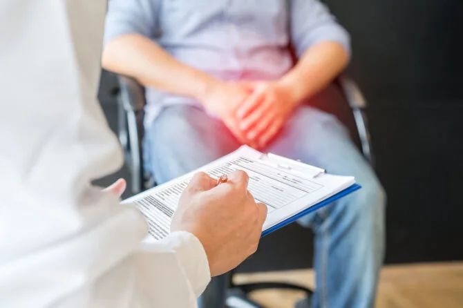 123RF.com photo/Doctor consultation
