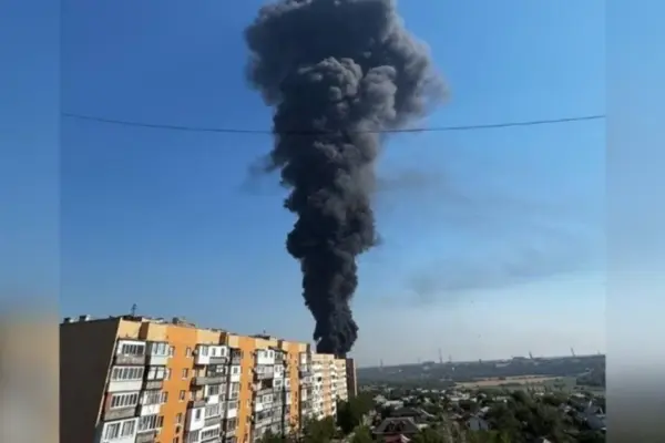 Ukrainian drones reached Mariupol: a column of black smoke rose into the sky