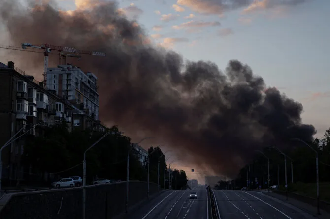Thomas Peter / REUTERS