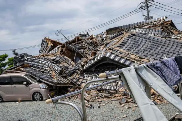 Žemės drebėjimo Japonijoje aukų skaičius išaugo iki 28