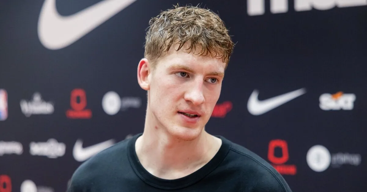 NBA coach who worked with Jakučionis highlighted an important quality of his: "It is impossible to learn"