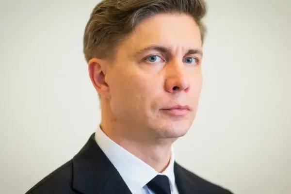 Mindaugas Sinkevičius urges politicians not to escalate the situation at the Lithuanian Embassy in the USA