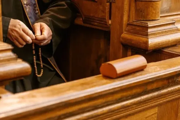 Unprecedented pedophilia case: archdiocese provided more information