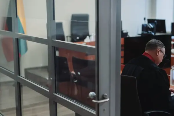 A man who cursed the court and threw a folder at the judge earned himself another case