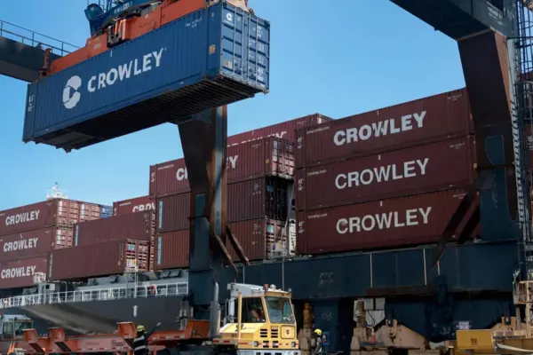 US foreign trade deficit decreased in June but did not meet expectations
