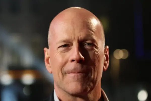 Seriously ill Bruce Willis attended his daughter's wedding: see how he looks now