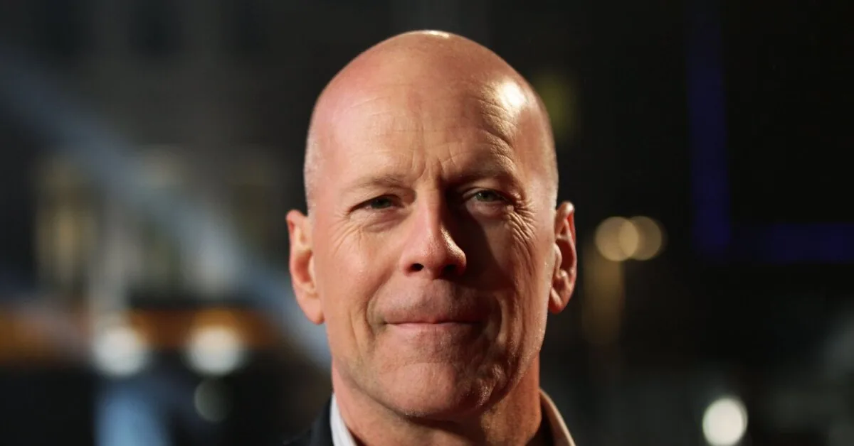 Seriously ill Bruce Willis attended his daughter's wedding: see how he looks now