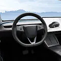 Tesla Model Y (2025)