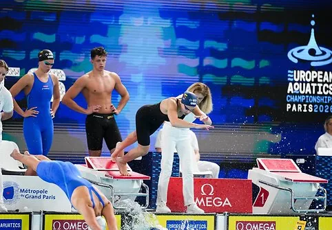 Moment from the European Swimming Championships. Relay.