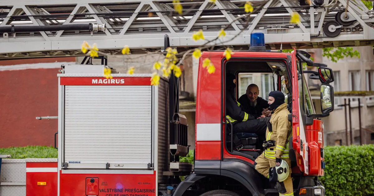 Dozens of firefighters depart to help extinguish forest fires in France