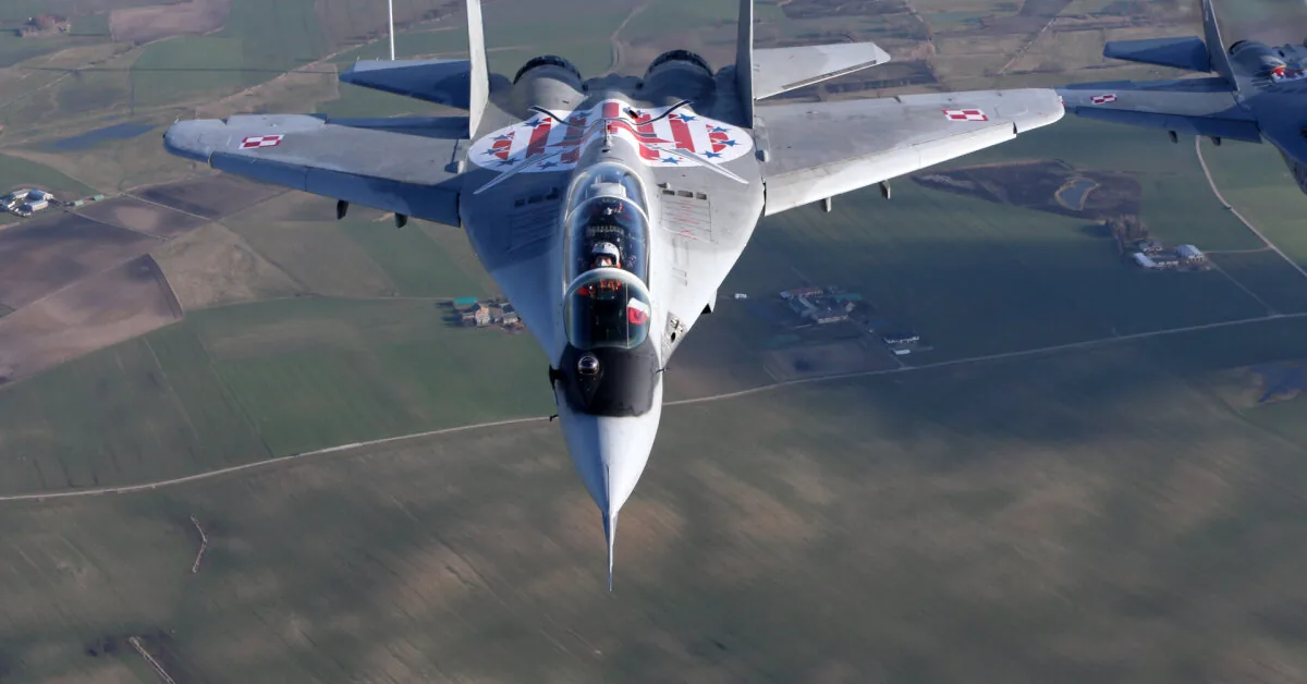 Dangerous incident in Poland: fighter jet brakes failed during landing