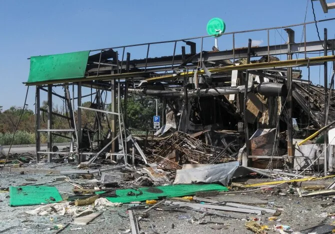 Reuters/Scanpix/Russian shelled gas station in Ukraine