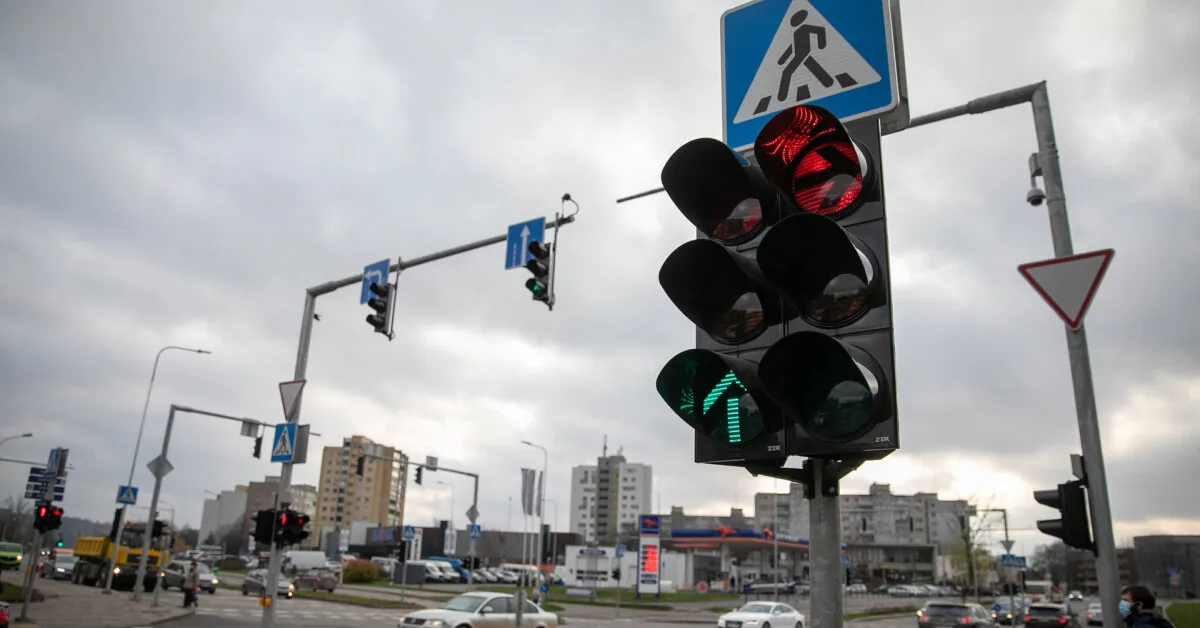Due to the storm disrupting the power supply, nine traffic lights are not working on state roads.