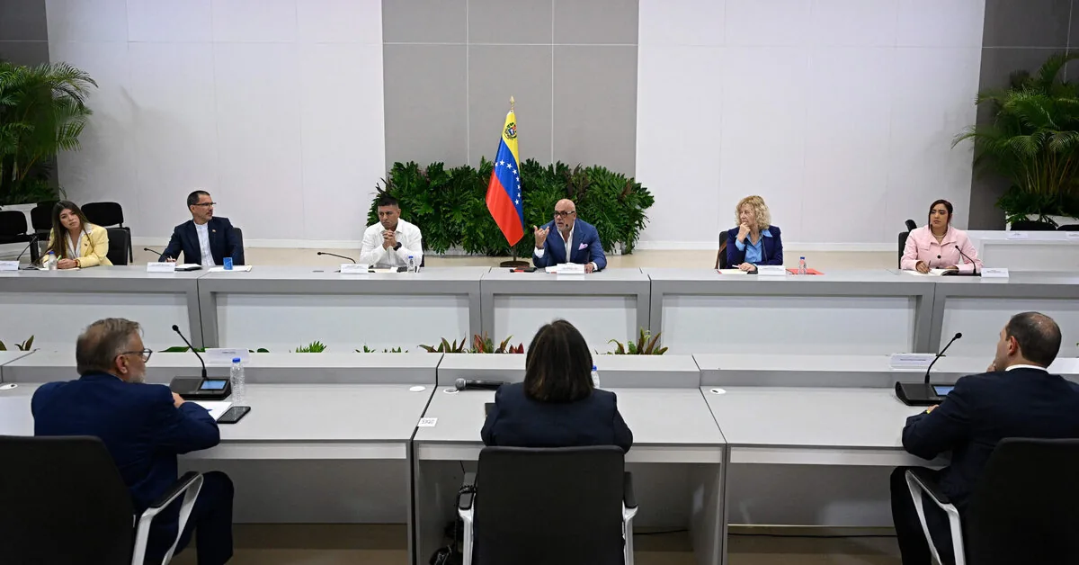 The first day of negotiations on political transition in Venezuela has ended