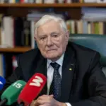 Prime Minister: Valdas Adamkus supported the idea of holding a photo exhibition for his 100th anniversary
