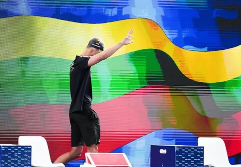 Tomas Navikonis won silver.