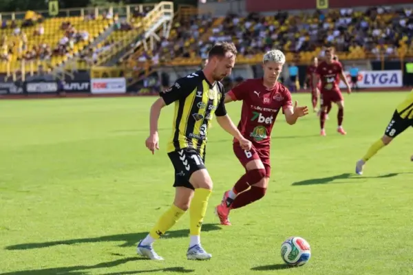 With their new coach showing character, "Šiauliai" lost to "Džiugas" in a goal fiesta