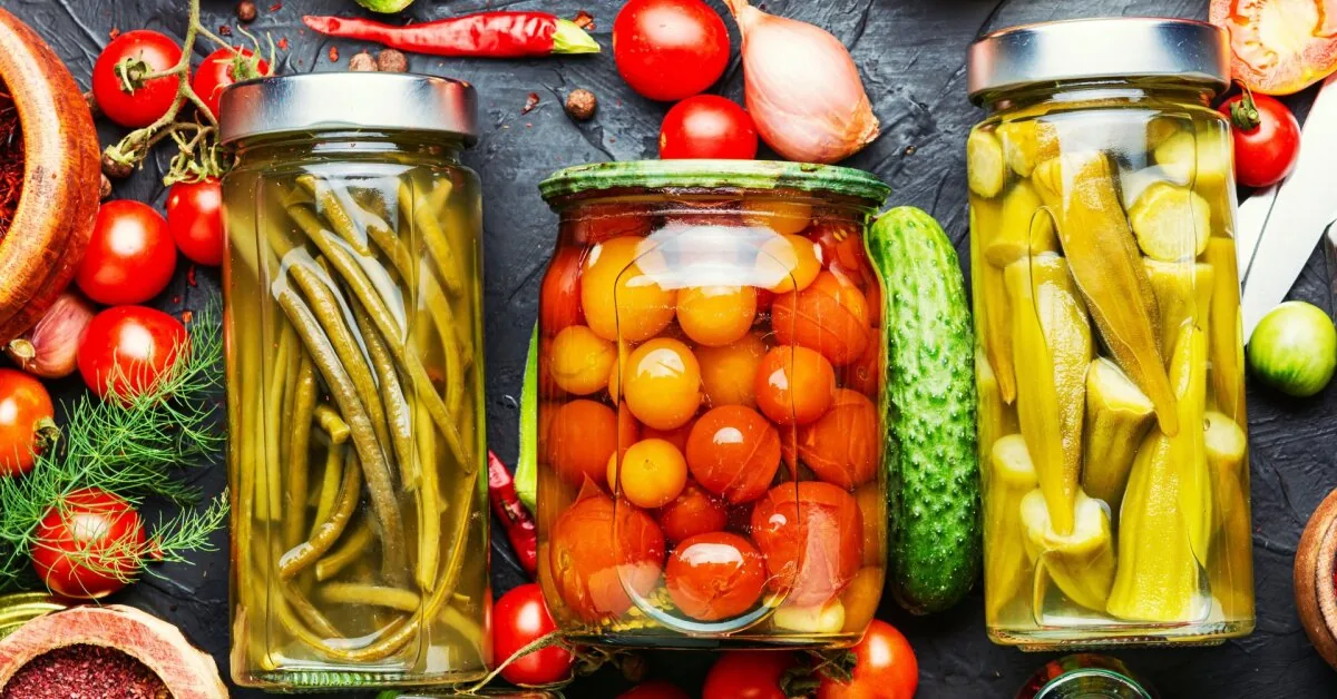 Summer harvest in jars: expert tips to keep your goodies from turning into poisons