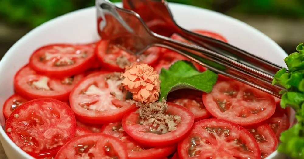 A new study revealed an unexpected benefit of tomatoes for the liver: eat more