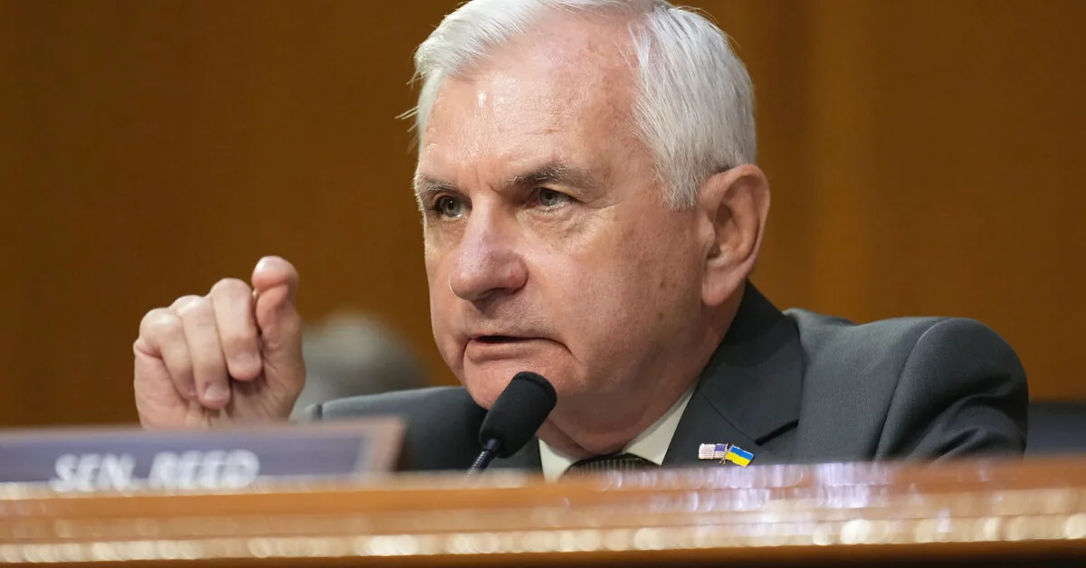 JAV Democrat criticizes Donald Trump's decision to reduce the scale of exercises with South Korea
