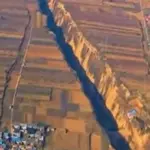 A huge crack has opened in China: it stretches for kilometers and is still expanding