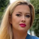 Be vyro pasirodžiusi Renata Norvilė – surprised: video is spreading