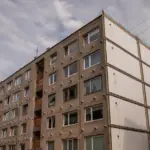 Part of an apartment building in Vilnius insulated in just two days: this could change renovation in Lithuania