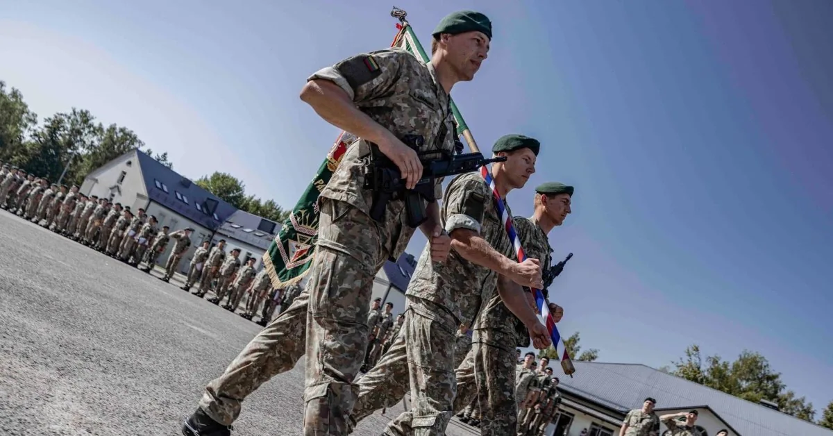 More than 380 young people begin mandatory basic military service