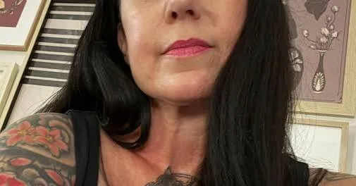 49-year-old Rebecca, who had Alzheimer's, refused treatment and chose euthanasia