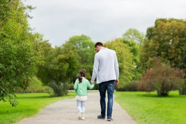 Long-term work crowned with success: after a serious injury, the girl learned to walk independently