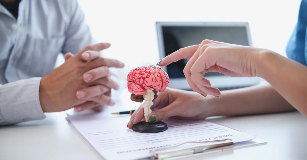 Research revealed: avoid these 3 things in middle age – it will help delay dementia by up to 13 years