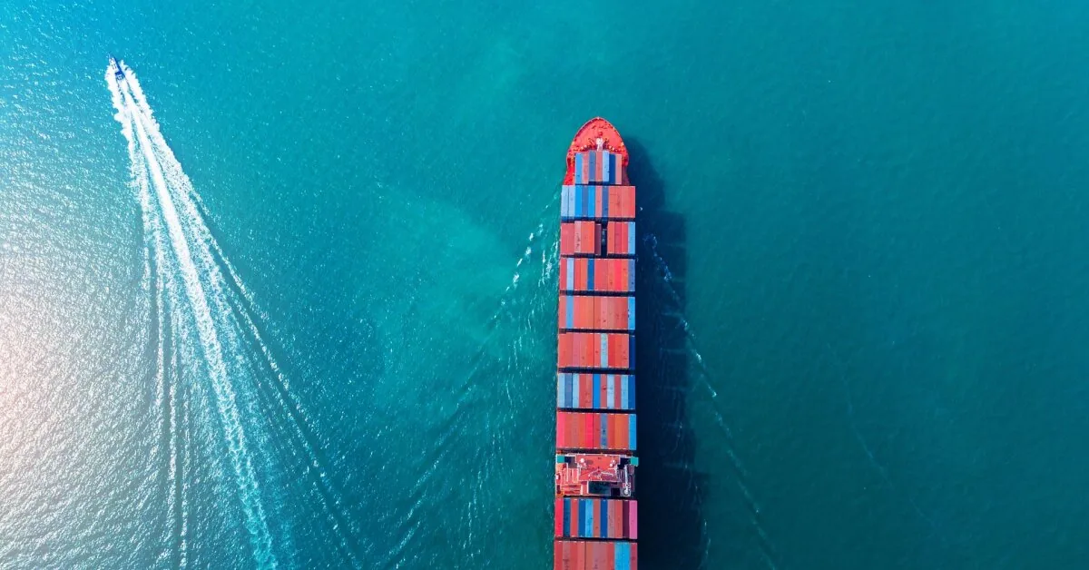 "Dead end: who really controls the Strait of Hormuz now?