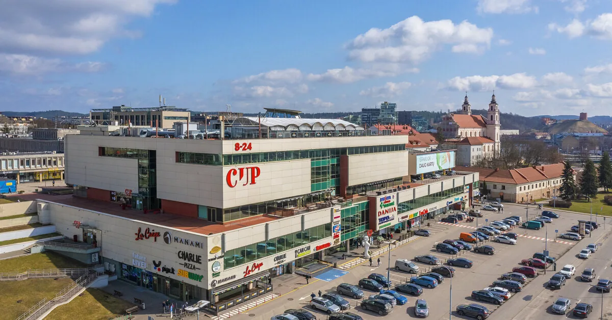 In the center of Vilnius – commotion: a report of smoke in the shopping center