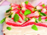 Photo by Marius Žičius / No-bake cookie cake with halva
