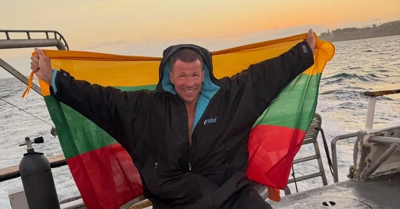 21 hours in the ocean among sharks: Justas Narkevičius became the first Lithuanian to swim across the Catalina Channel
